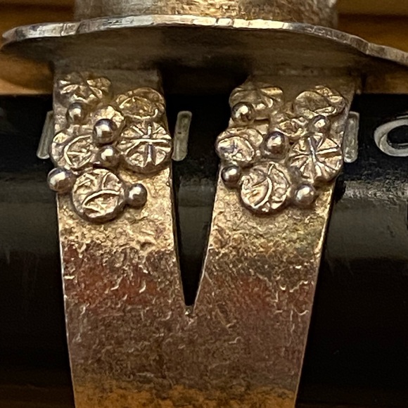 EUC Handmade 925 Sterling Silver Pave Pearl Ring! - Picture 5 of 7